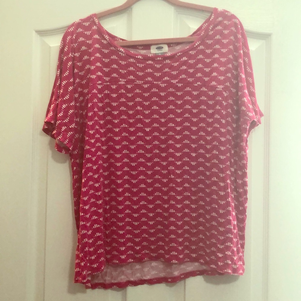 Old navy tee